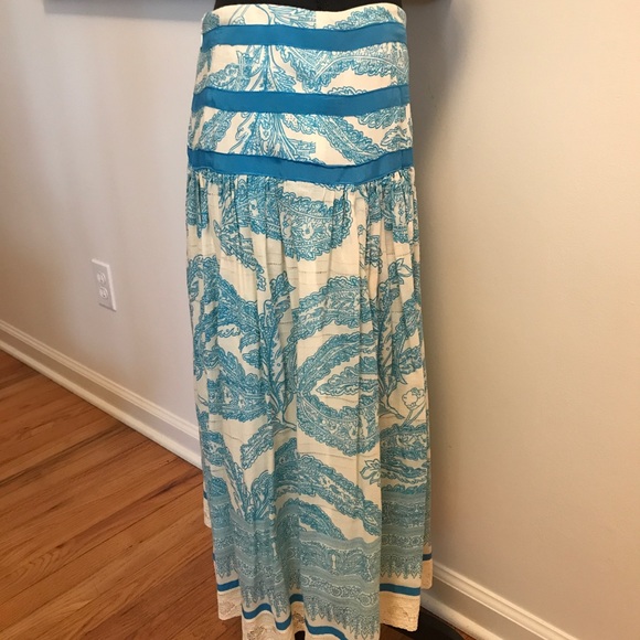 Tracy Reese Silk Blend Light Blue & Cream Floral, Crochet Lace, Paisley Print - Picture 2 of 7